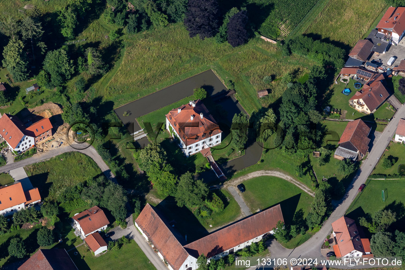 Vue aérienne de Verrouillage à le quartier Weihenstephan in Hohenthann dans le département Bavière, Allemagne