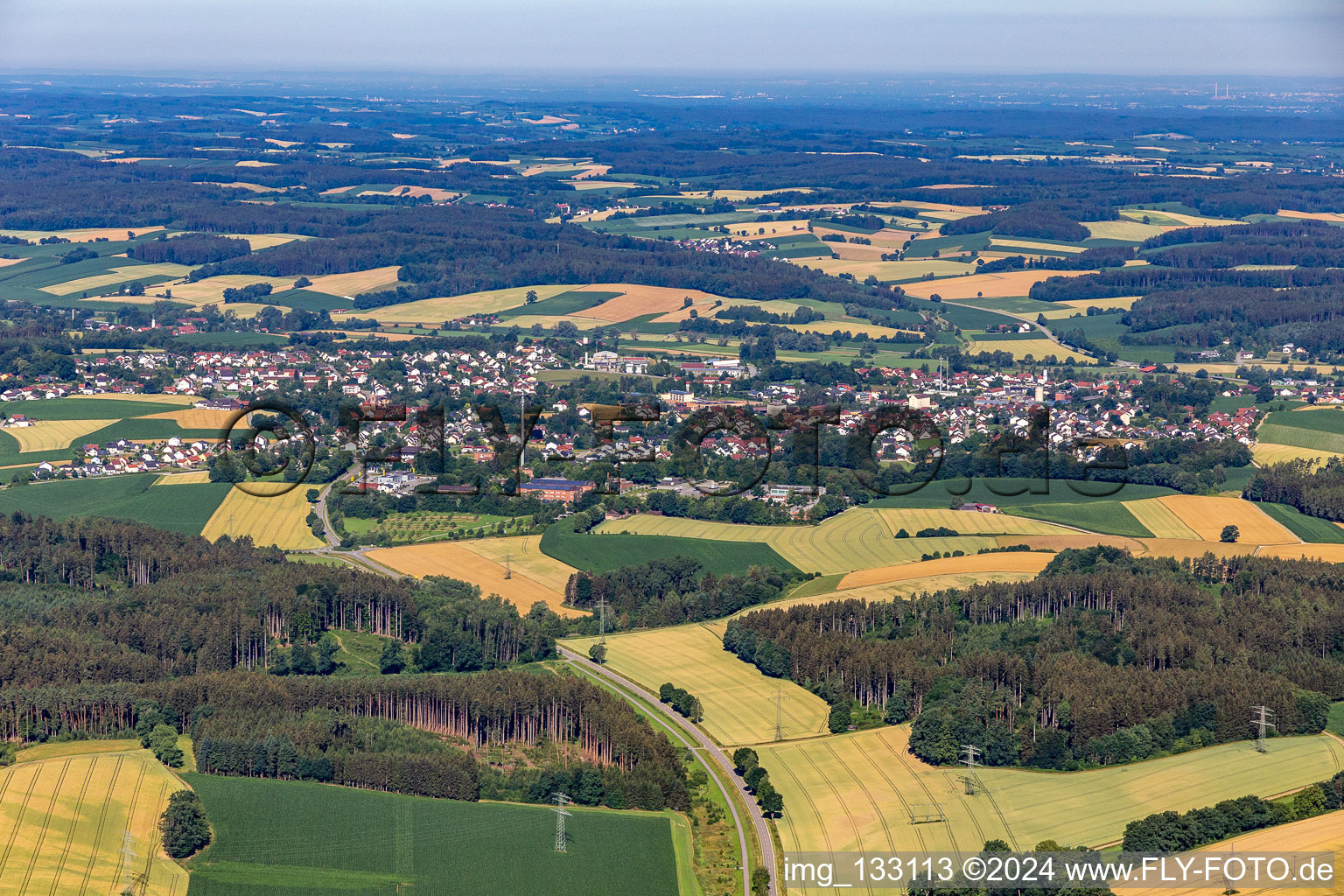 Vue aérienne de Rottenburg an der Laaber dans le département Bavière, Allemagne