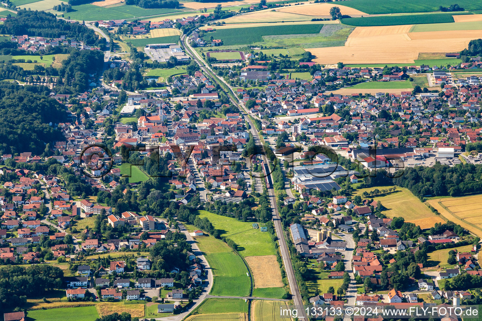 Vue aérienne de Quartier Prinkofen in Ergoldsbach dans le département Bavière, Allemagne