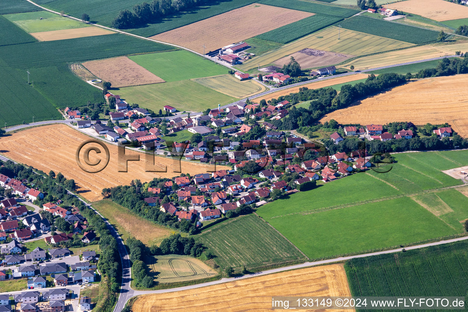 Vue aérienne de Quartier Hörmannsdorf in Weng dans le département Bavière, Allemagne