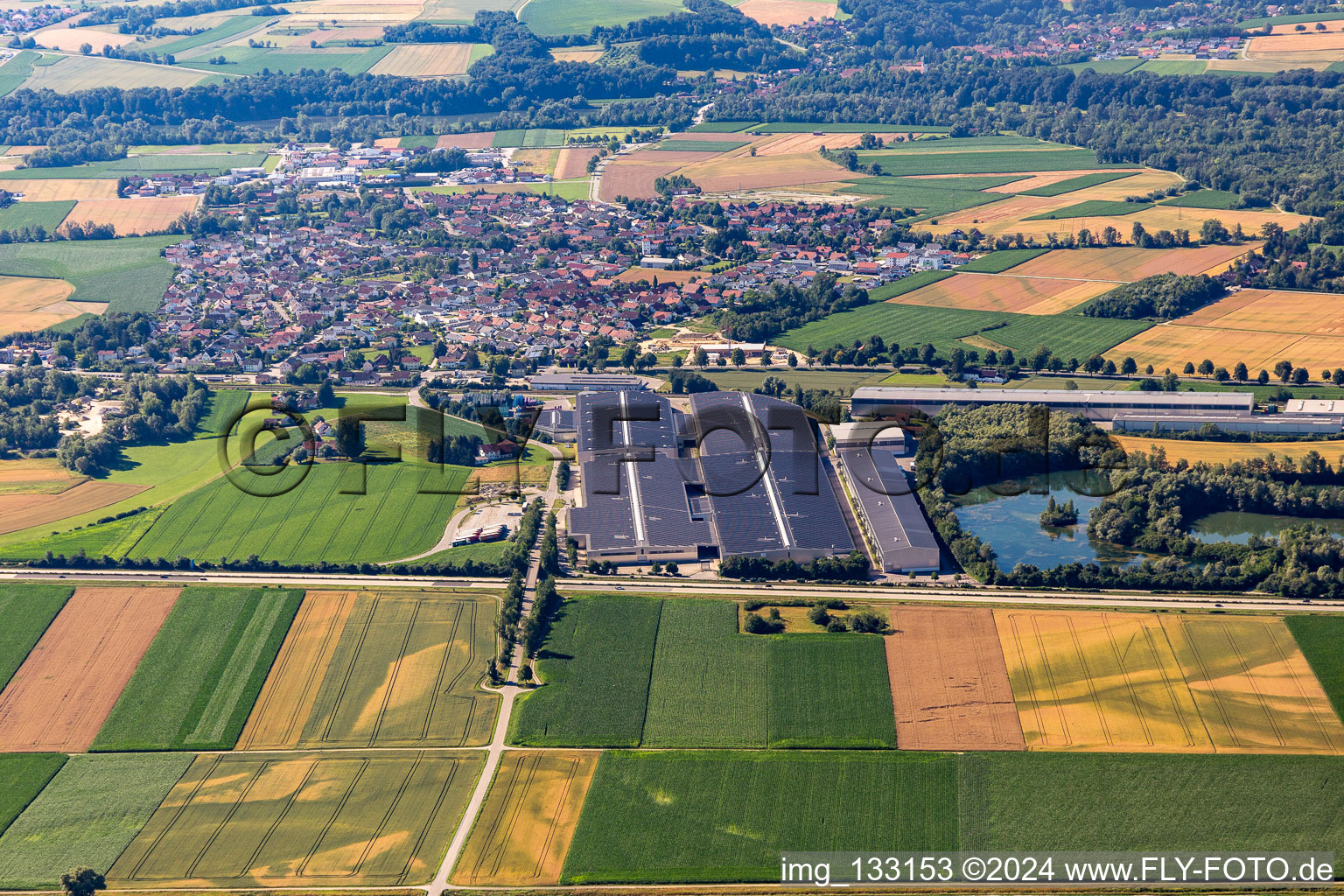 Vue aérienne de Quartier Kronwieden in Loiching dans le département Bavière, Allemagne