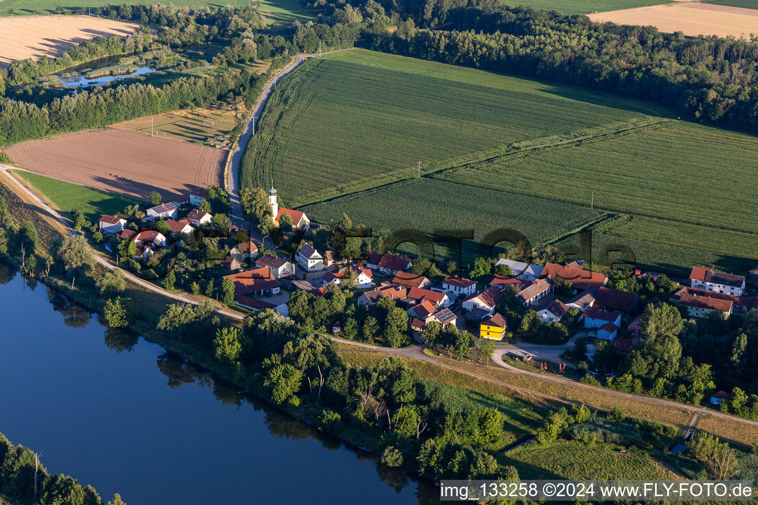 Photographie aérienne de Quartier Gmünd in Pfatter dans le département Bavière, Allemagne