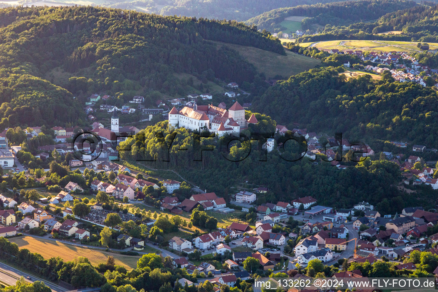 Vue aérienne de Wörth an der Donau dans le département Bavière, Allemagne