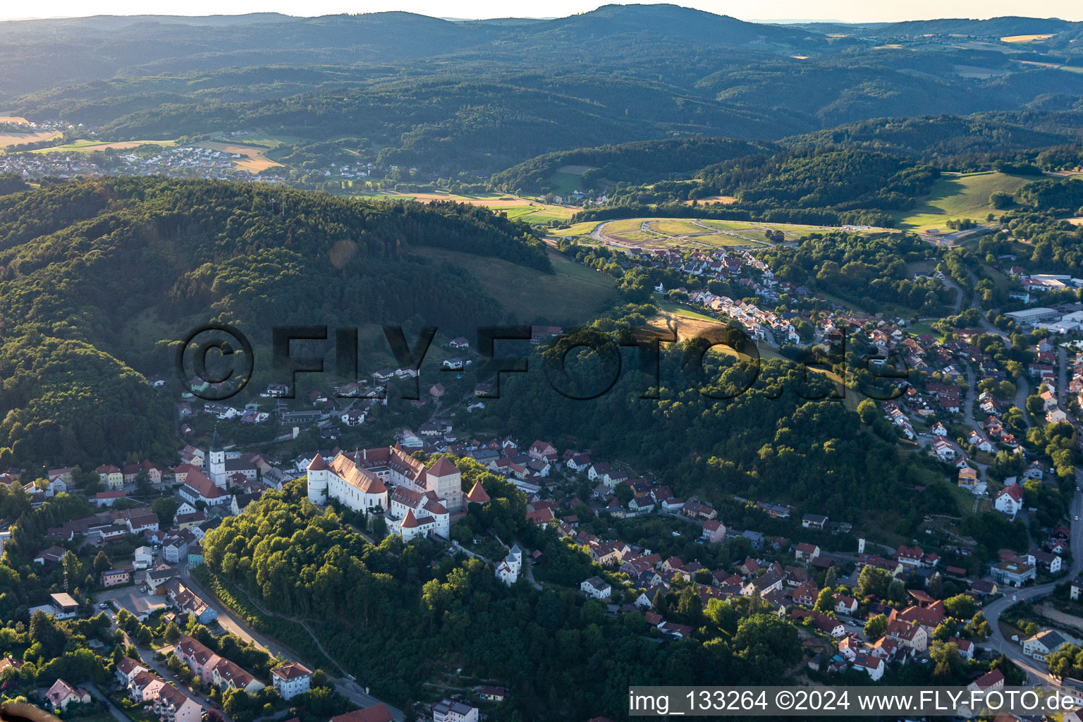 Vue aérienne de Quartier Hungersdorf in Wörth an der Donau dans le département Bavière, Allemagne