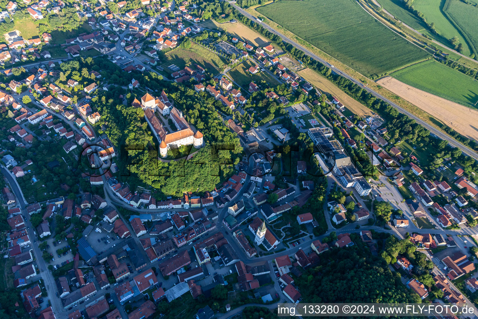 Vue oblique de Wörth an der Donau dans le département Bavière, Allemagne