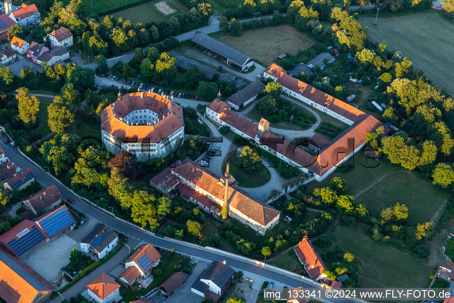 Photographie aérienne de Verrouiller Sünching à Sünching dans le département Bavière, Allemagne