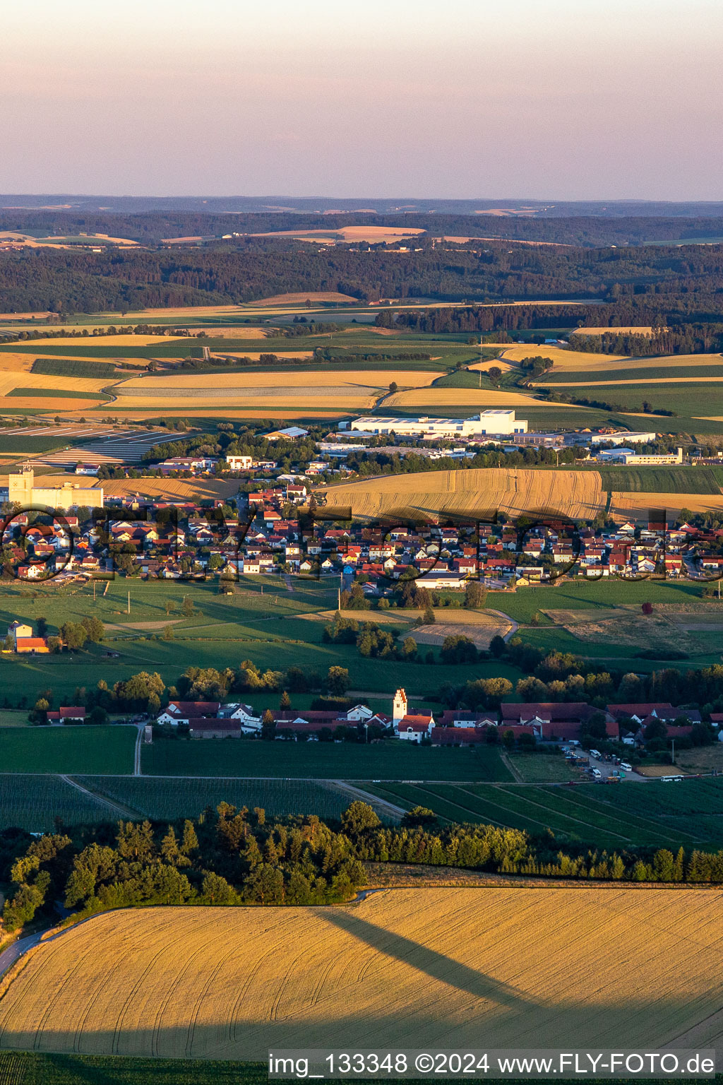 Photographie aérienne de Geiselhöring dans le département Bavière, Allemagne