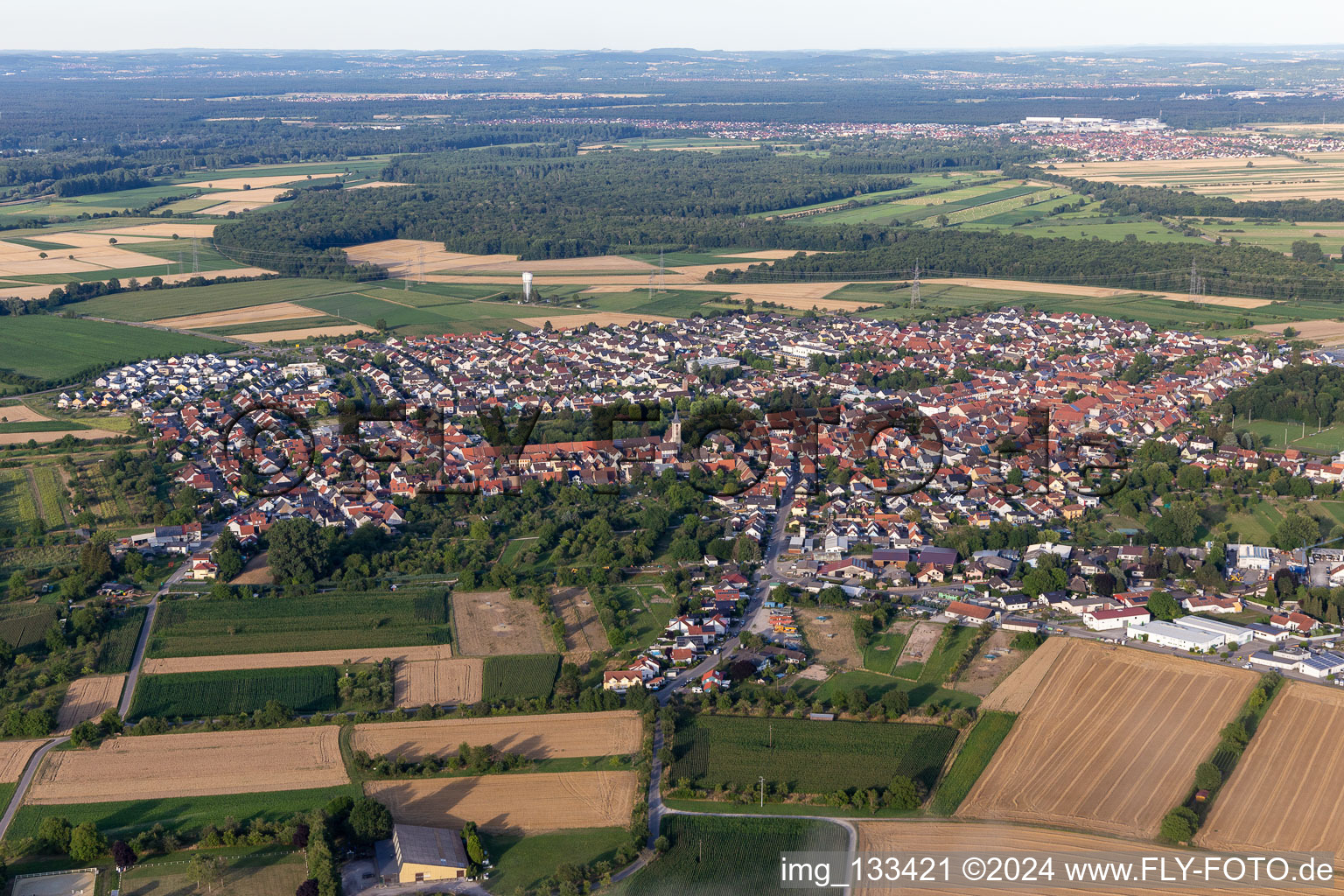 Quartier Liedolsheim in Dettenheim dans le département Bade-Wurtemberg, Allemagne vue d'en haut