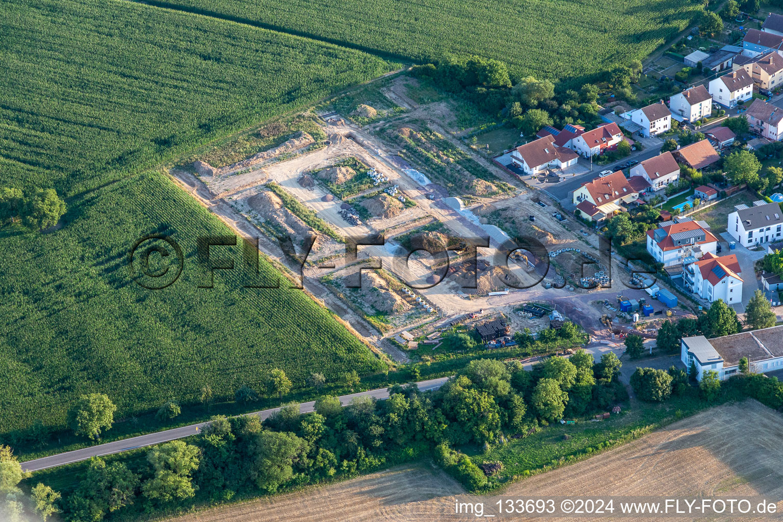 Vue aérienne de Nouvelle zone de développement en Mörzheim à le quartier Mörzheim in Landau in der Pfalz dans le département Rhénanie-Palatinat, Allemagne