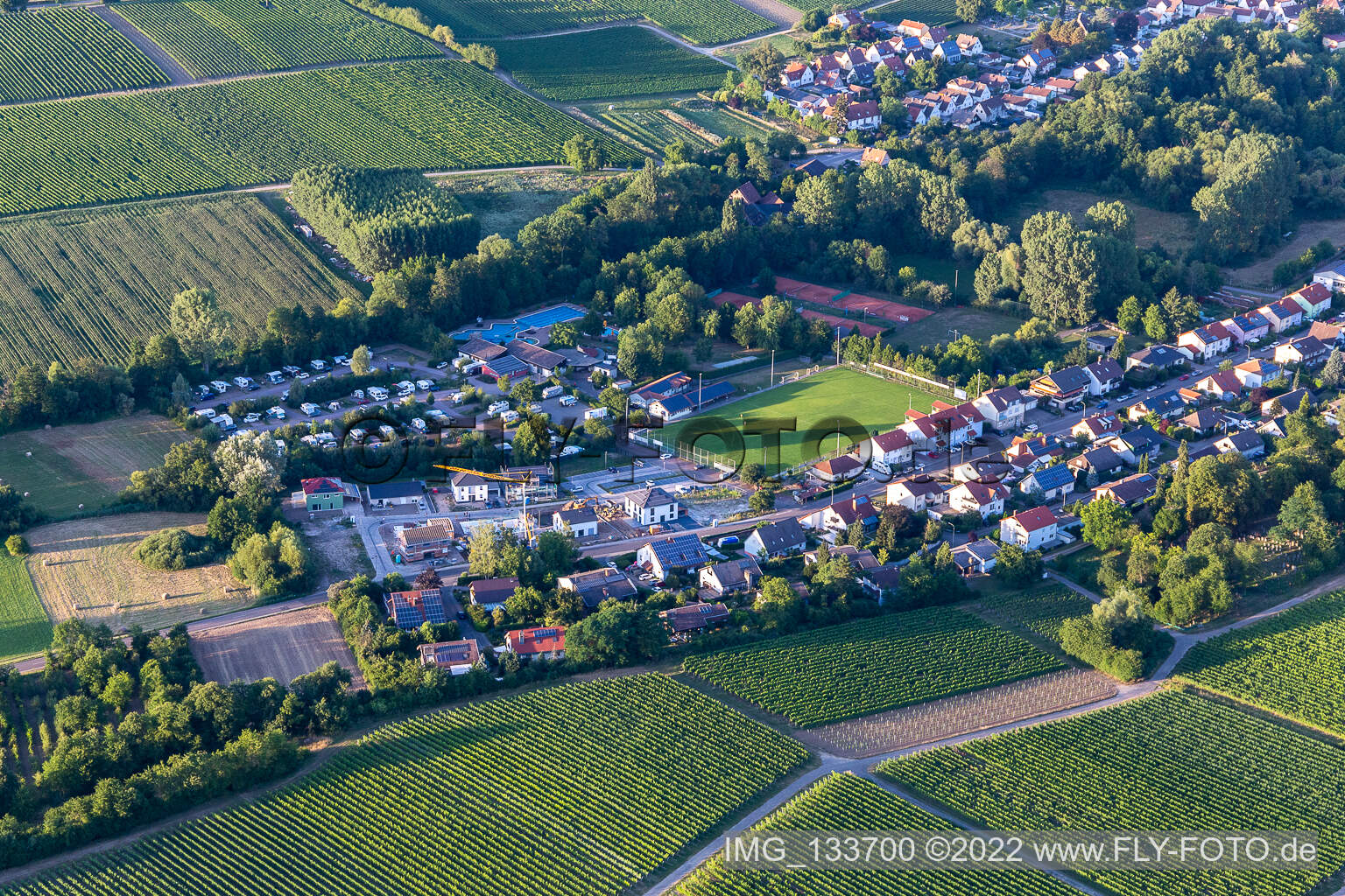 Photographie aérienne de Camping dans le Klingbachtal à le quartier Ingenheim in Billigheim-Ingenheim dans le département Rhénanie-Palatinat, Allemagne