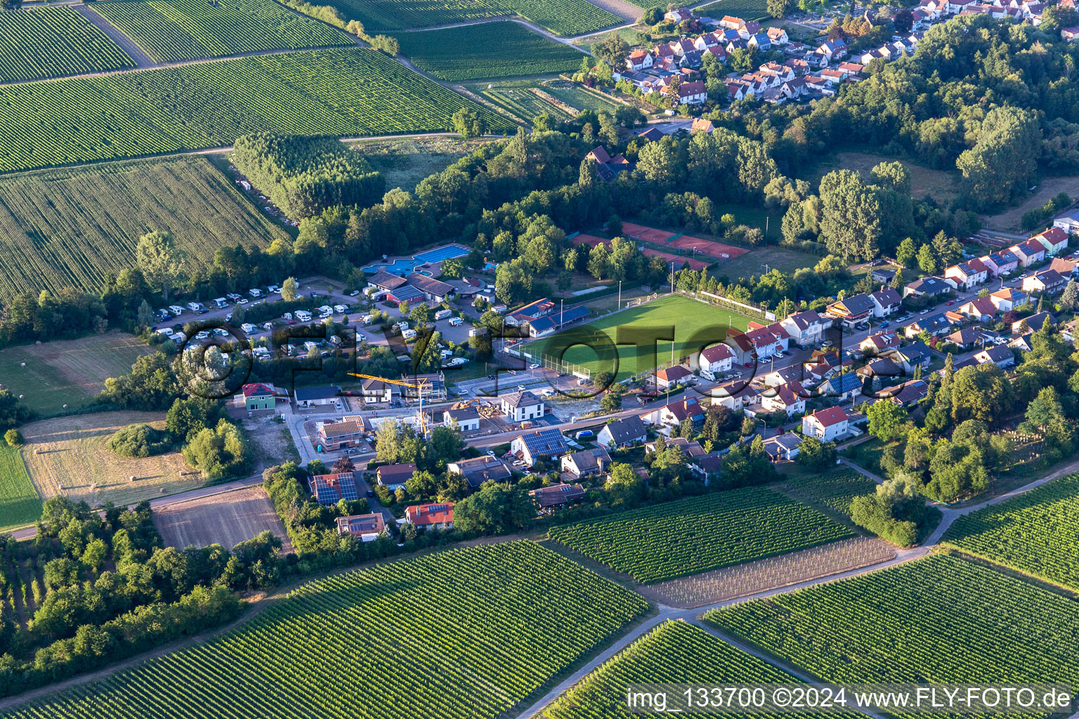 Photographie aérienne de Camping dans le Klingbachtal à le quartier Ingenheim in Billigheim-Ingenheim dans le département Rhénanie-Palatinat, Allemagne