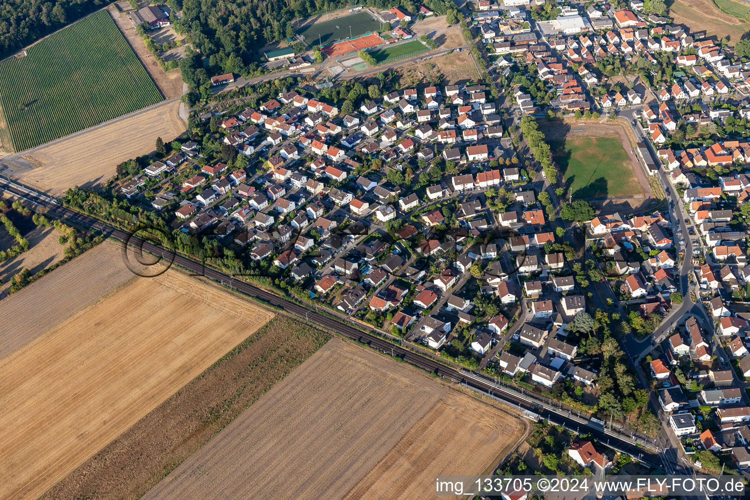 Vue aérienne de Goethering à Rheinzabern dans le département Rhénanie-Palatinat, Allemagne