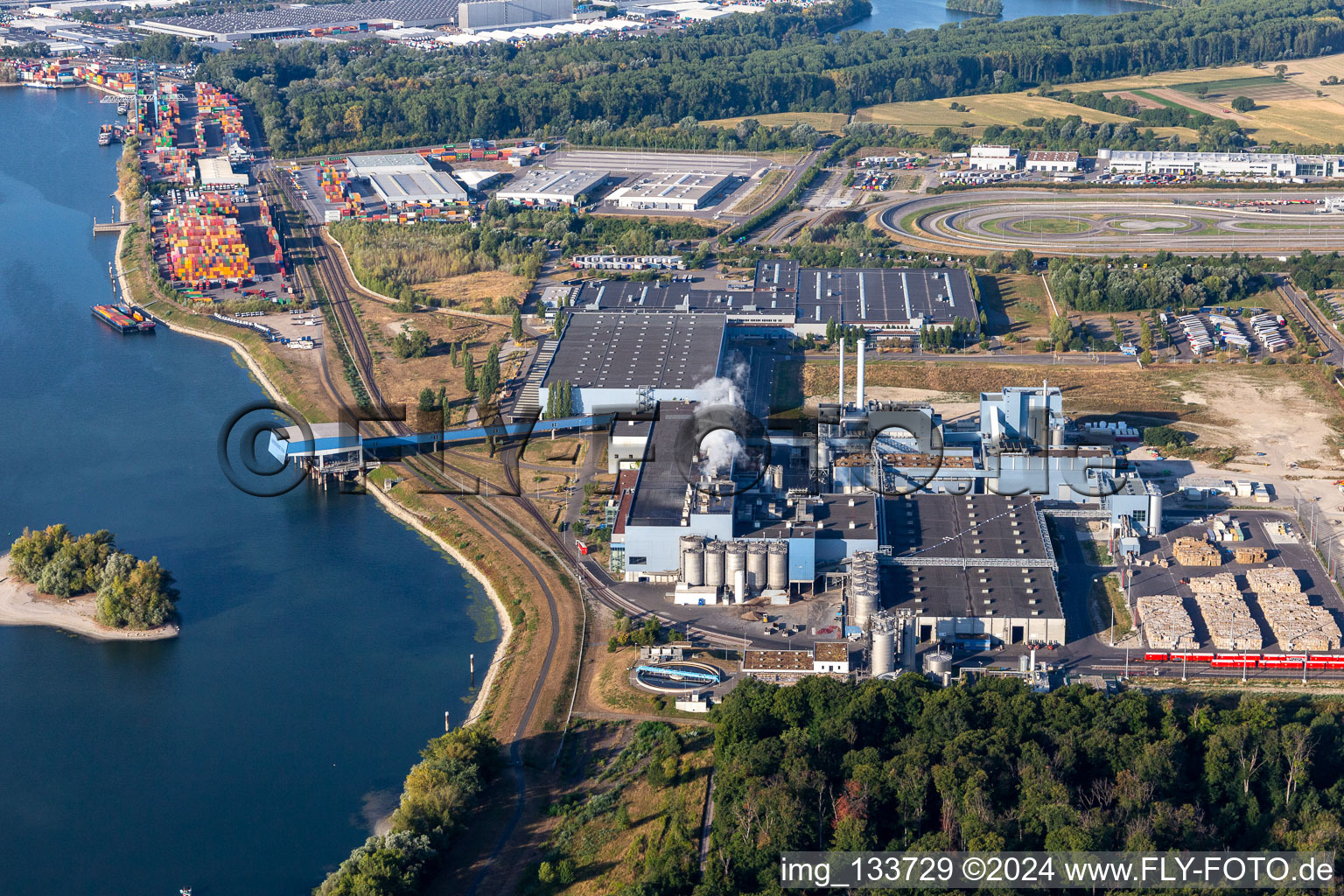 Vue aérienne de Papierfabrik Palm GmbH & Co. KG | Plante Wörth am Rhein à Wörth am Rhein dans le département Rhénanie-Palatinat, Allemagne