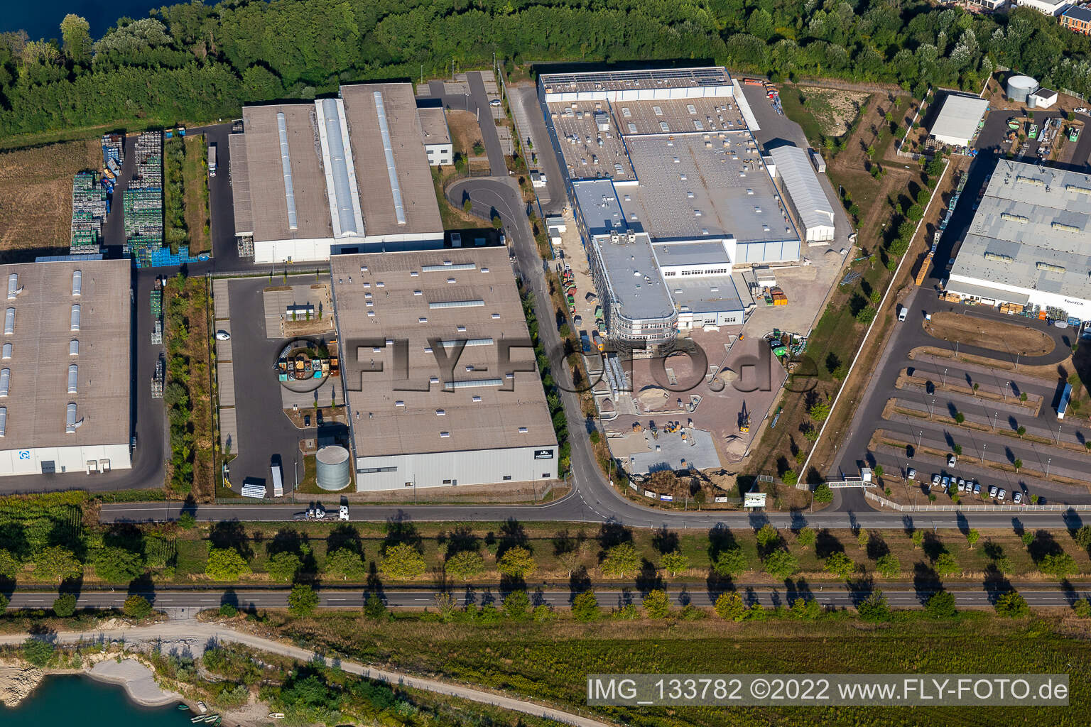 Vue aérienne de Groke Doors GmbH, usine Hagenbach à Hagenbach dans le département Rhénanie-Palatinat, Allemagne
