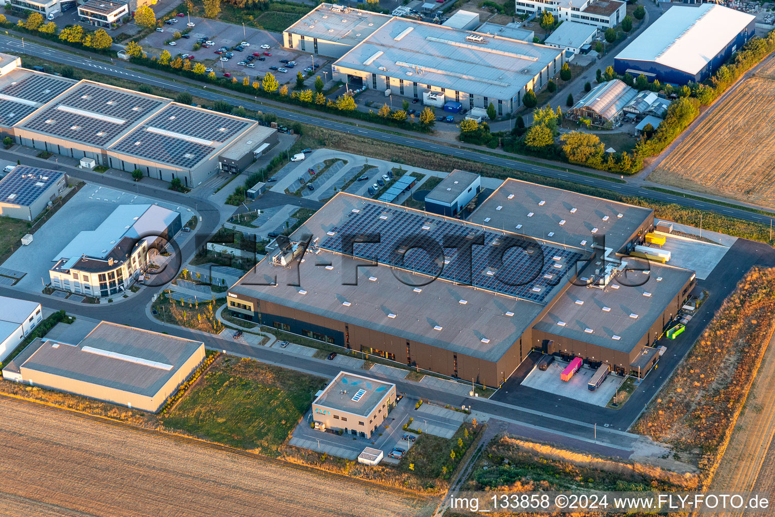 Photographie aérienne de Heo GmbH à le quartier Herxheim in Herxheim bei Landau dans le département Rhénanie-Palatinat, Allemagne