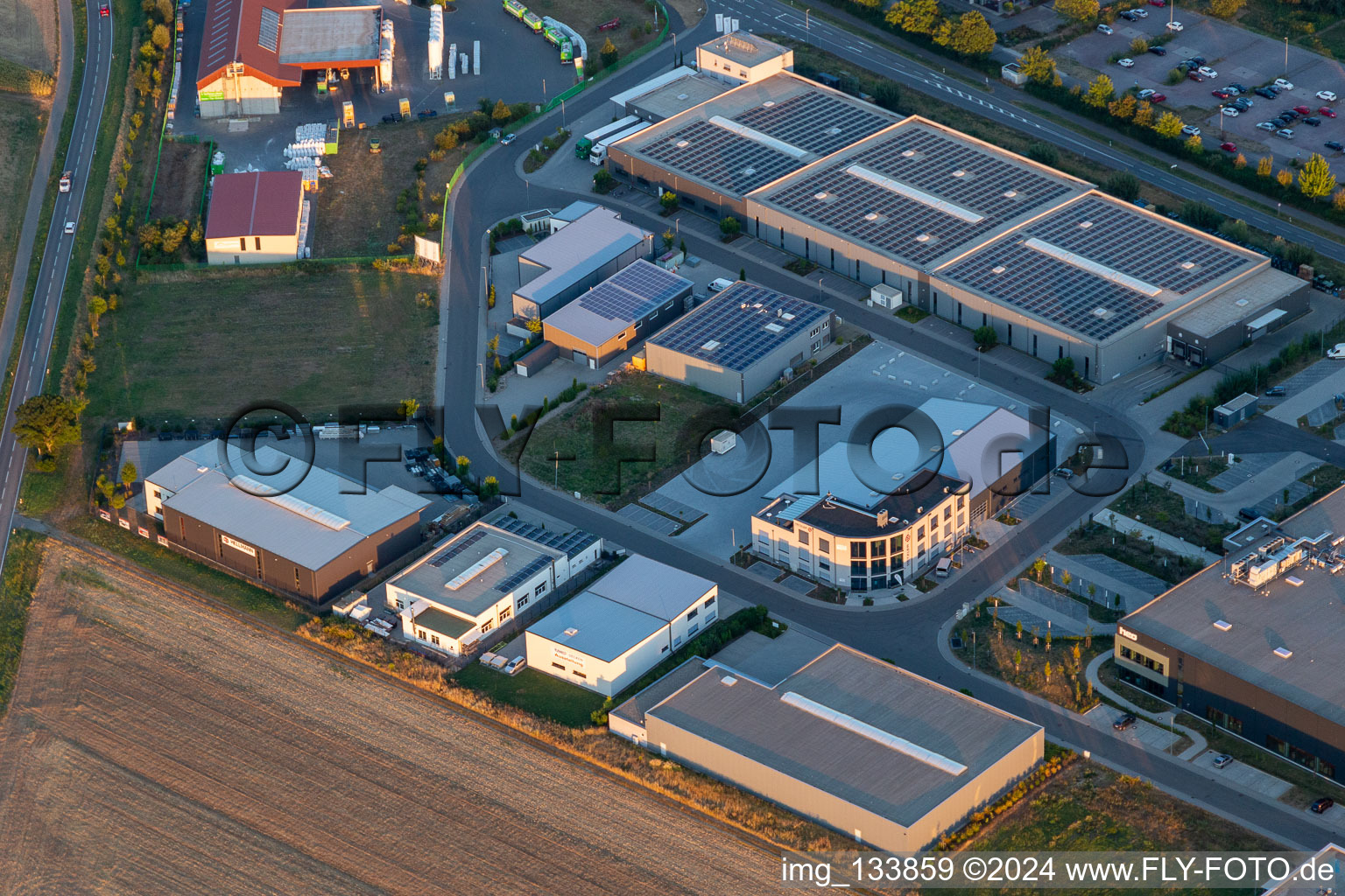 Photographie aérienne de Emballage transparent Weber GmbH à le quartier Herxheim in Herxheim bei Landau dans le département Rhénanie-Palatinat, Allemagne