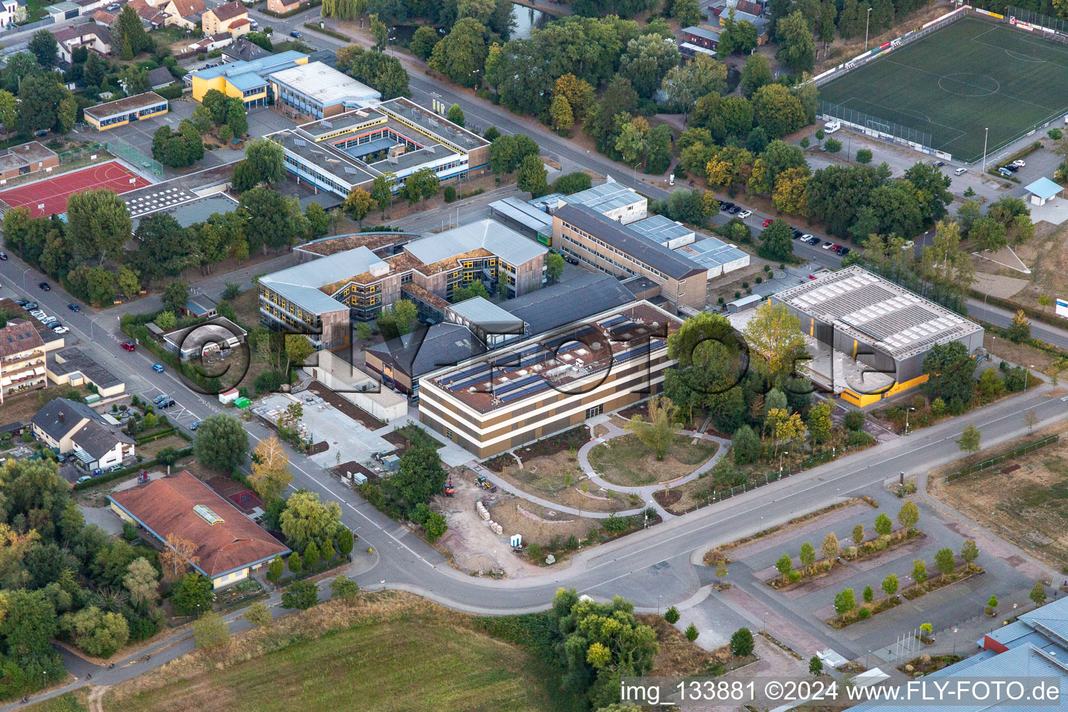 Photographie aérienne de Nouveau bâtiment IGS à Kandel dans le département Rhénanie-Palatinat, Allemagne