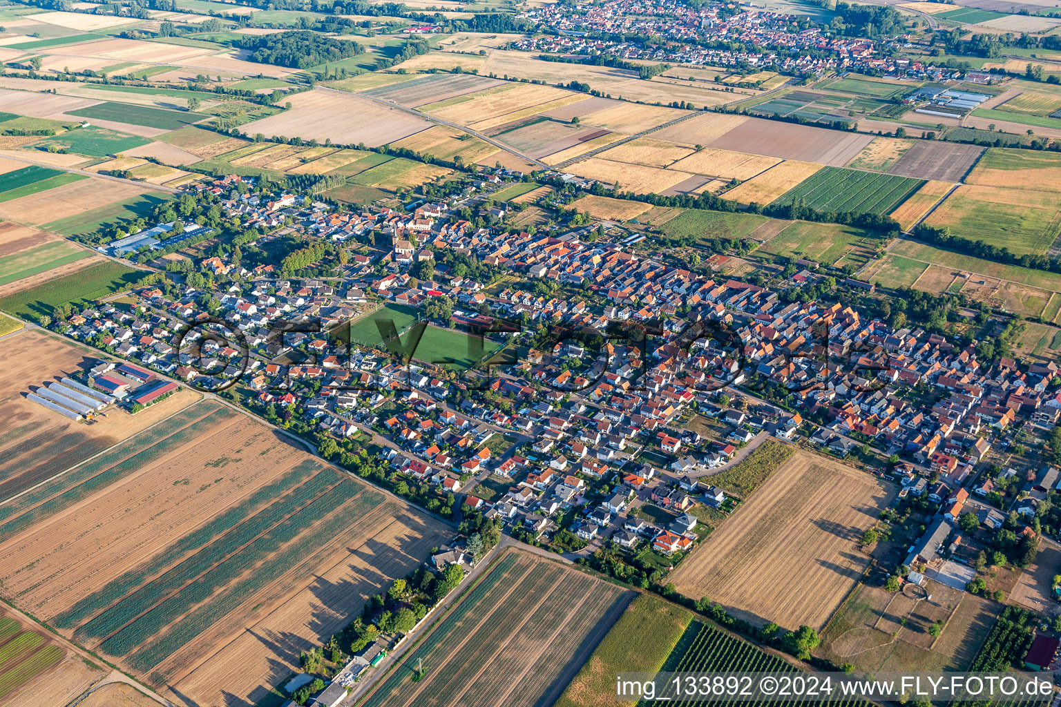 Image drone de Gommersheim dans le département Rhénanie-Palatinat, Allemagne