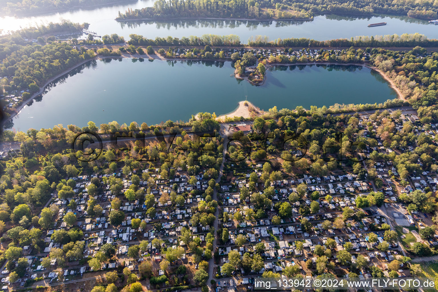 Vue aérienne de Camping Waldsee « Sur l'Au » à Waldsee dans le département Rhénanie-Palatinat, Allemagne