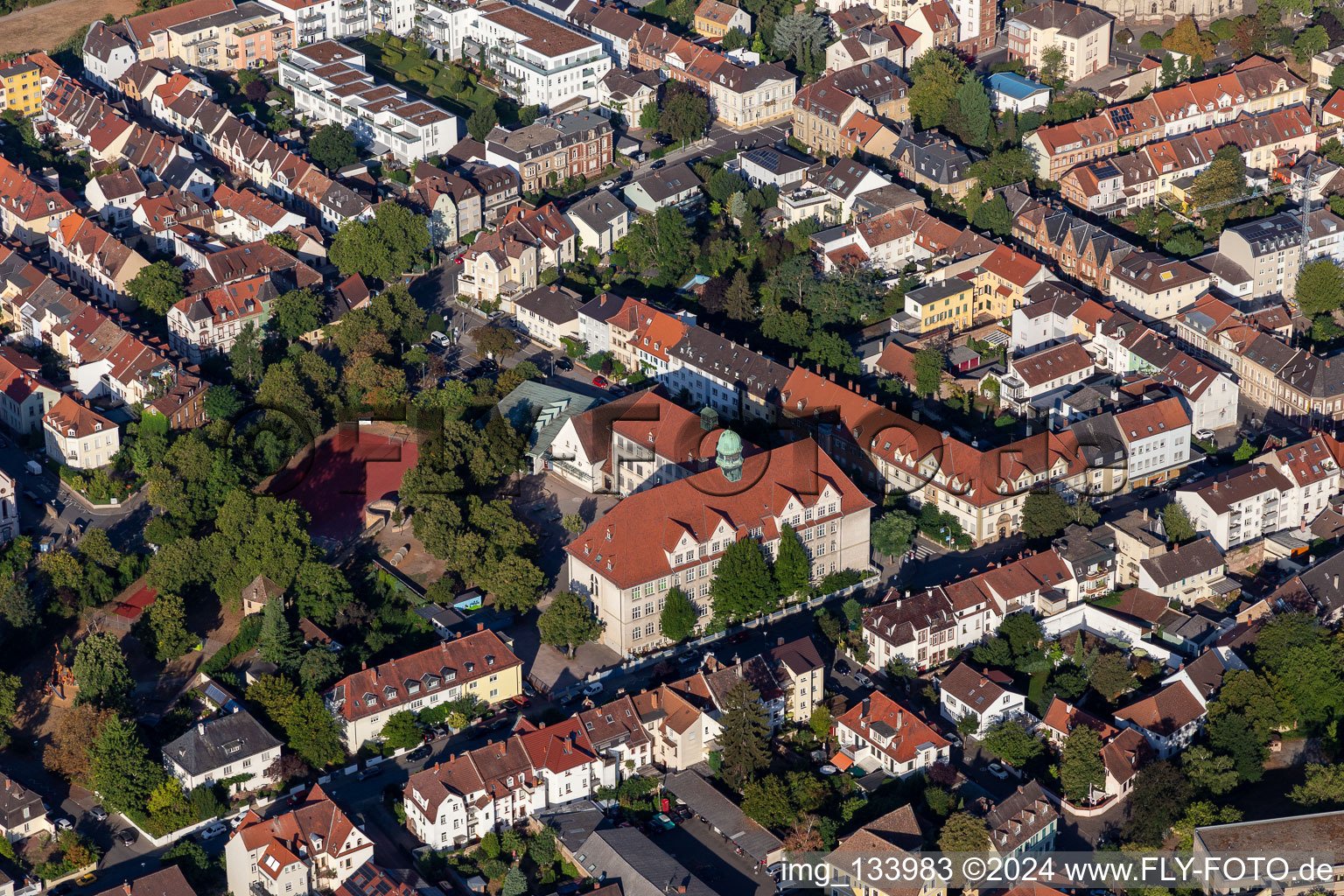 Vue aérienne de École Zeppelin à Speyer dans le département Rhénanie-Palatinat, Allemagne