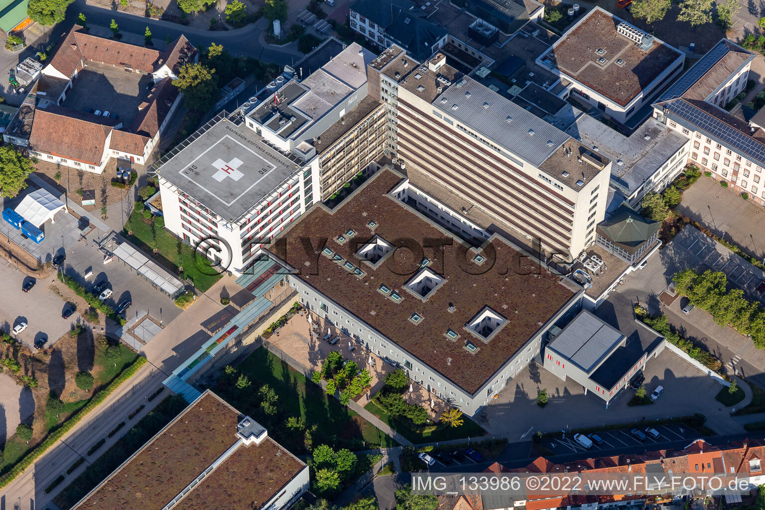 Photographie aérienne de Hôpital de la Fondation des Diaconesses Speyer à Speyer dans le département Rhénanie-Palatinat, Allemagne