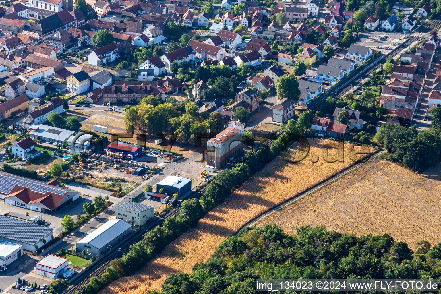 Enregistrement par drone de Rheinzabern dans le département Rhénanie-Palatinat, Allemagne