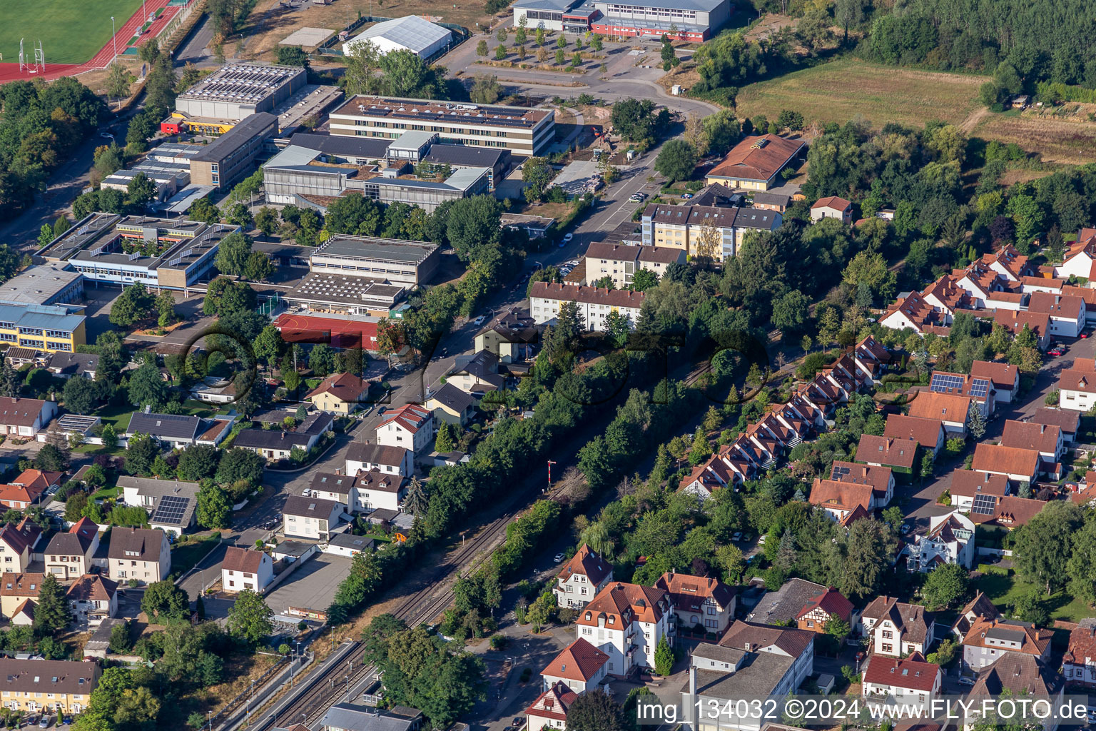 Vue aérienne de Schubertstr à Kandel dans le département Rhénanie-Palatinat, Allemagne