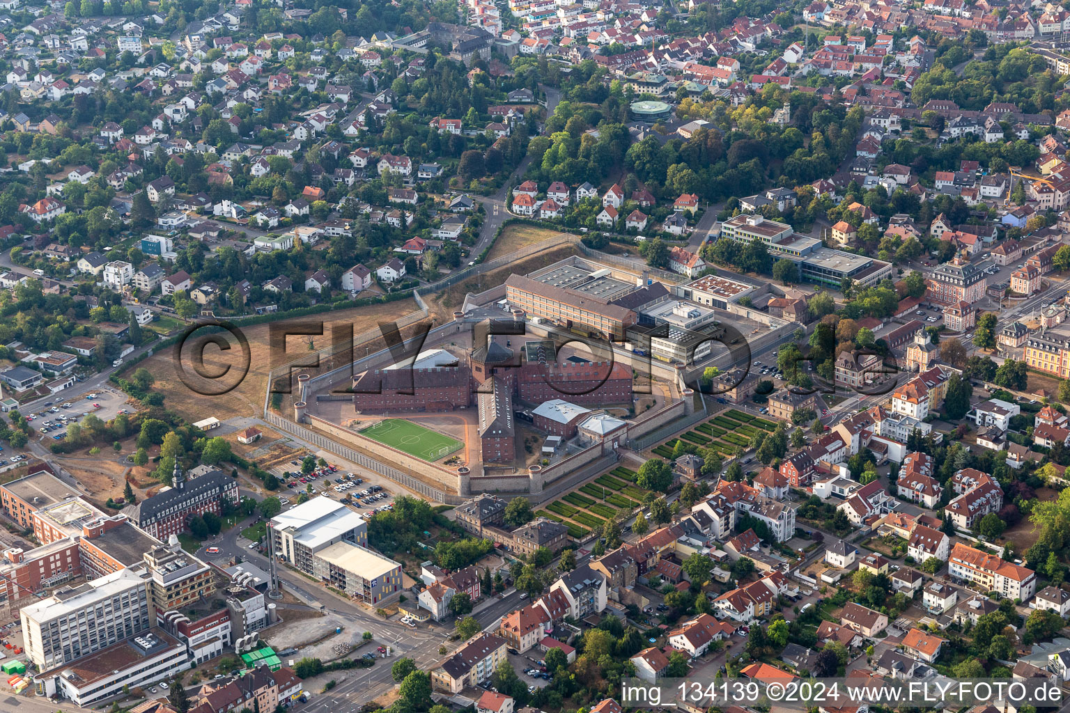 Photographie aérienne de Établissement correctionnel Bruchsal à Bruchsal dans le département Bade-Wurtemberg, Allemagne