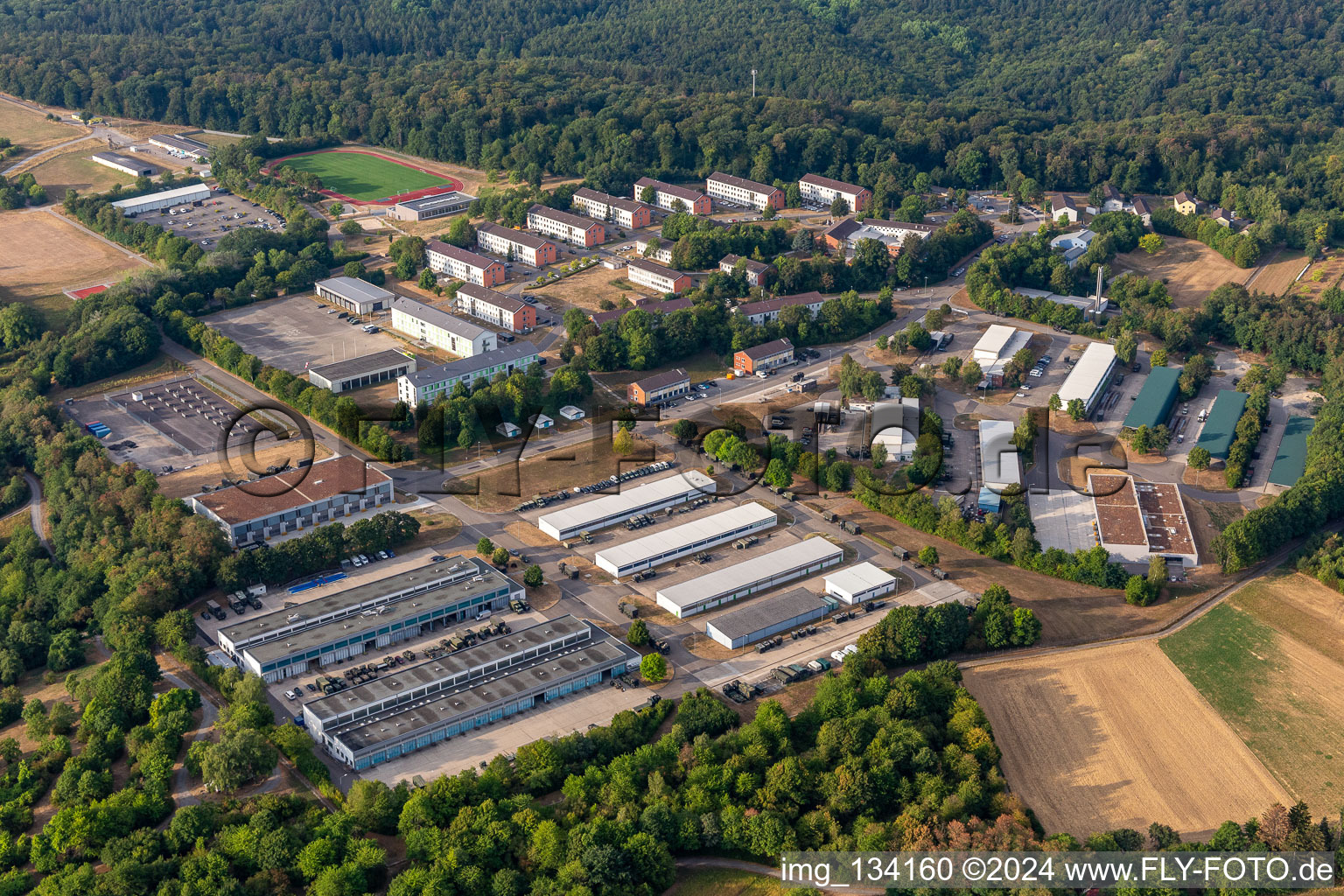 Vue aérienne de Feldjägerdienstkommando Bruchsalm ABC Bataillon de défense 750 « Baden », StOÜbPl Bruchsal à Bruchsal dans le département Bade-Wurtemberg, Allemagne