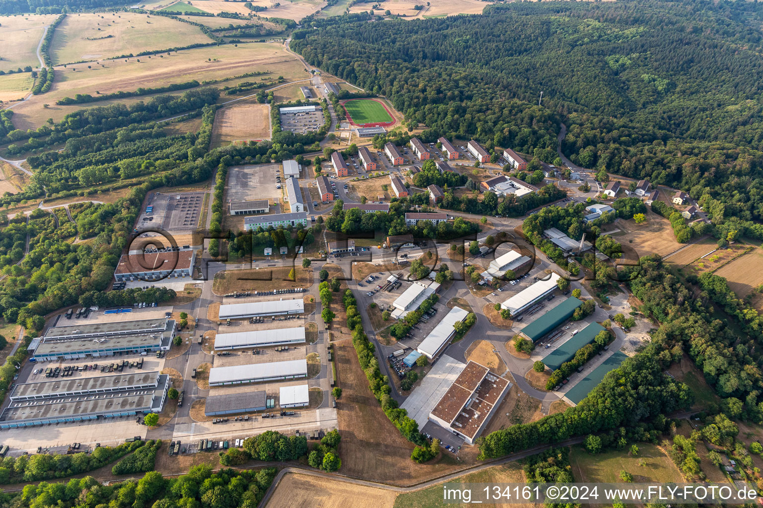 Vue aérienne de Feldjägerdienstkommando Bruchsalm ABC Bataillon de défense 750 « Baden », StOÜbPl Bruchsal à Bruchsal dans le département Bade-Wurtemberg, Allemagne