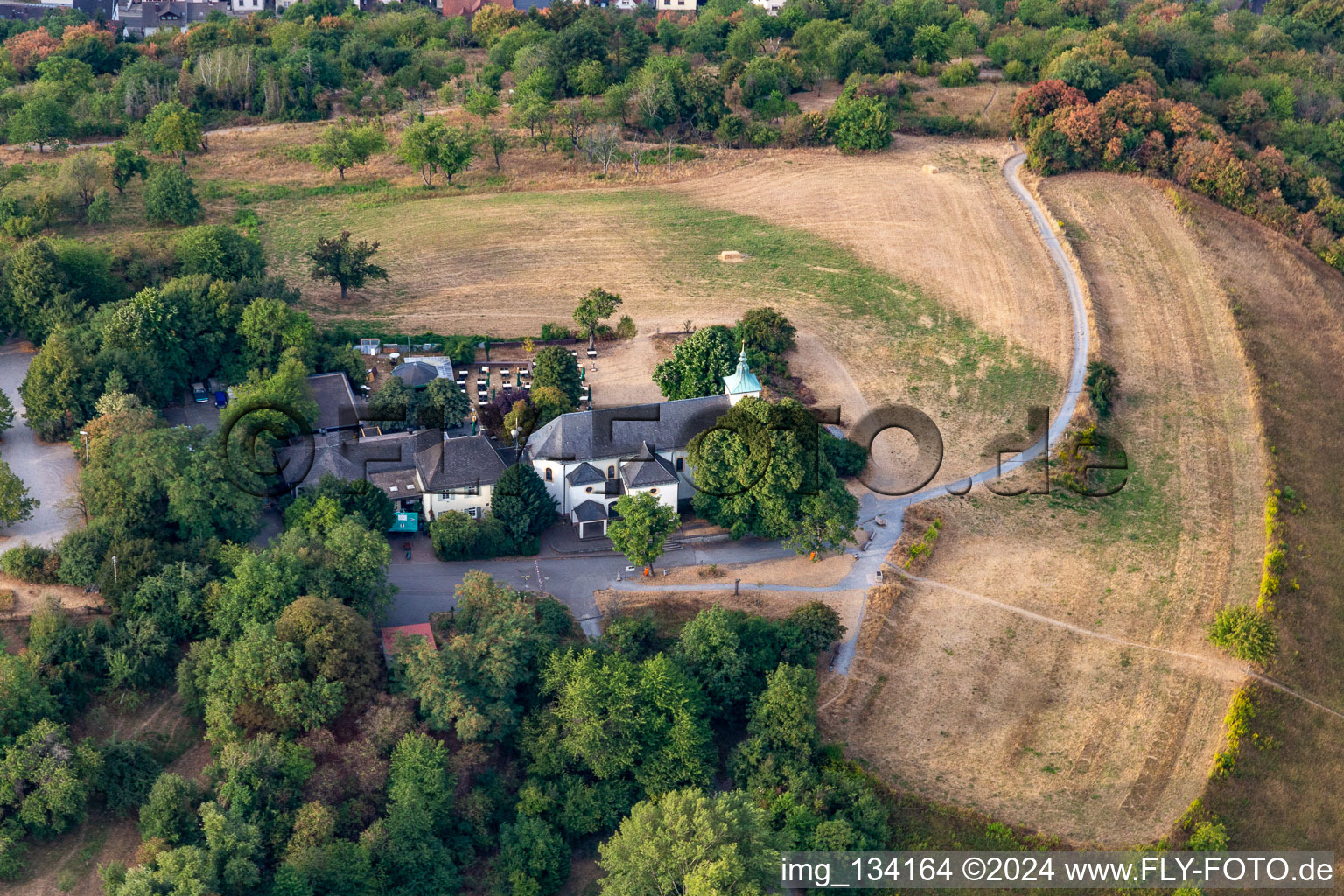 Vue aérienne de Chapelle de Michel Untergrombach à le quartier Untergrombach in Bruchsal dans le département Bade-Wurtemberg, Allemagne