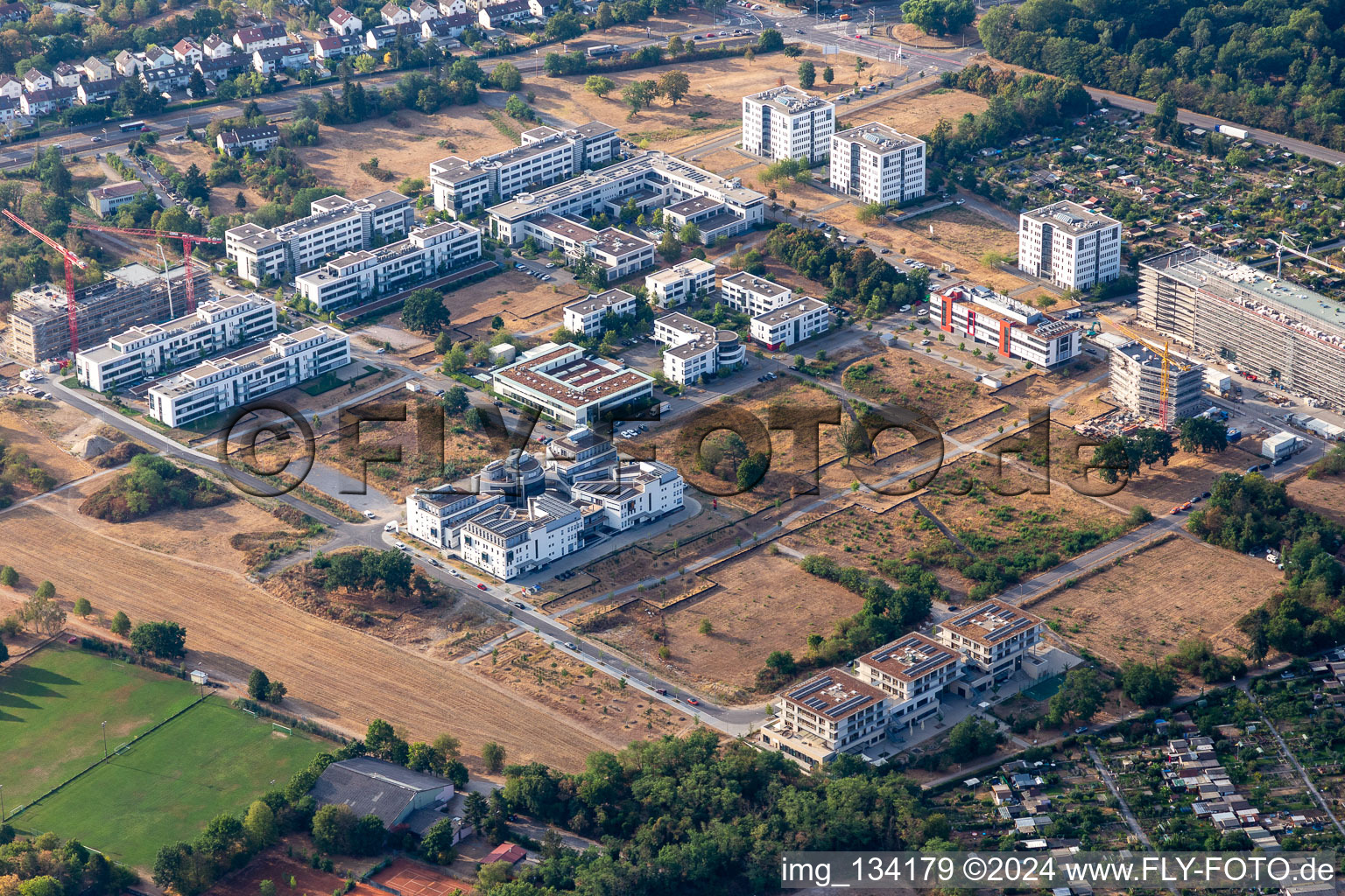 Parc technologique Karlsruhe à le quartier Rintheim in Karlsruhe dans le département Bade-Wurtemberg, Allemagne vue du ciel