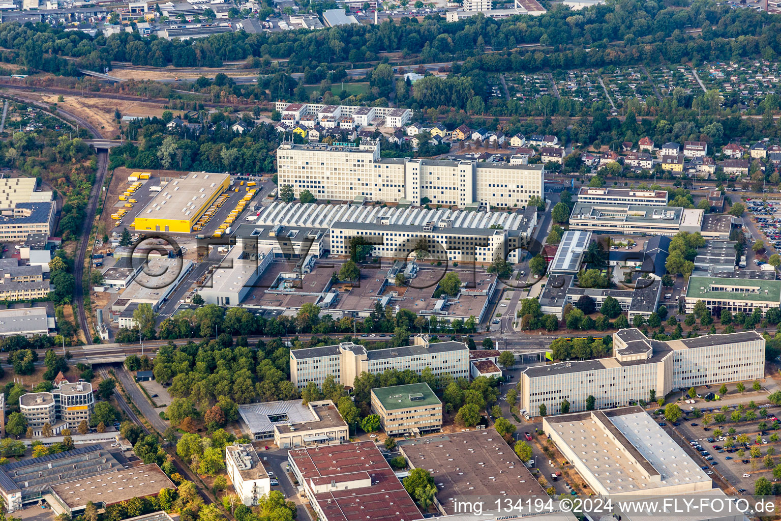 Vue aérienne de Siemens AG, succursale de la base de livraison DHL à le quartier Knielingen in Karlsruhe dans le département Bade-Wurtemberg, Allemagne