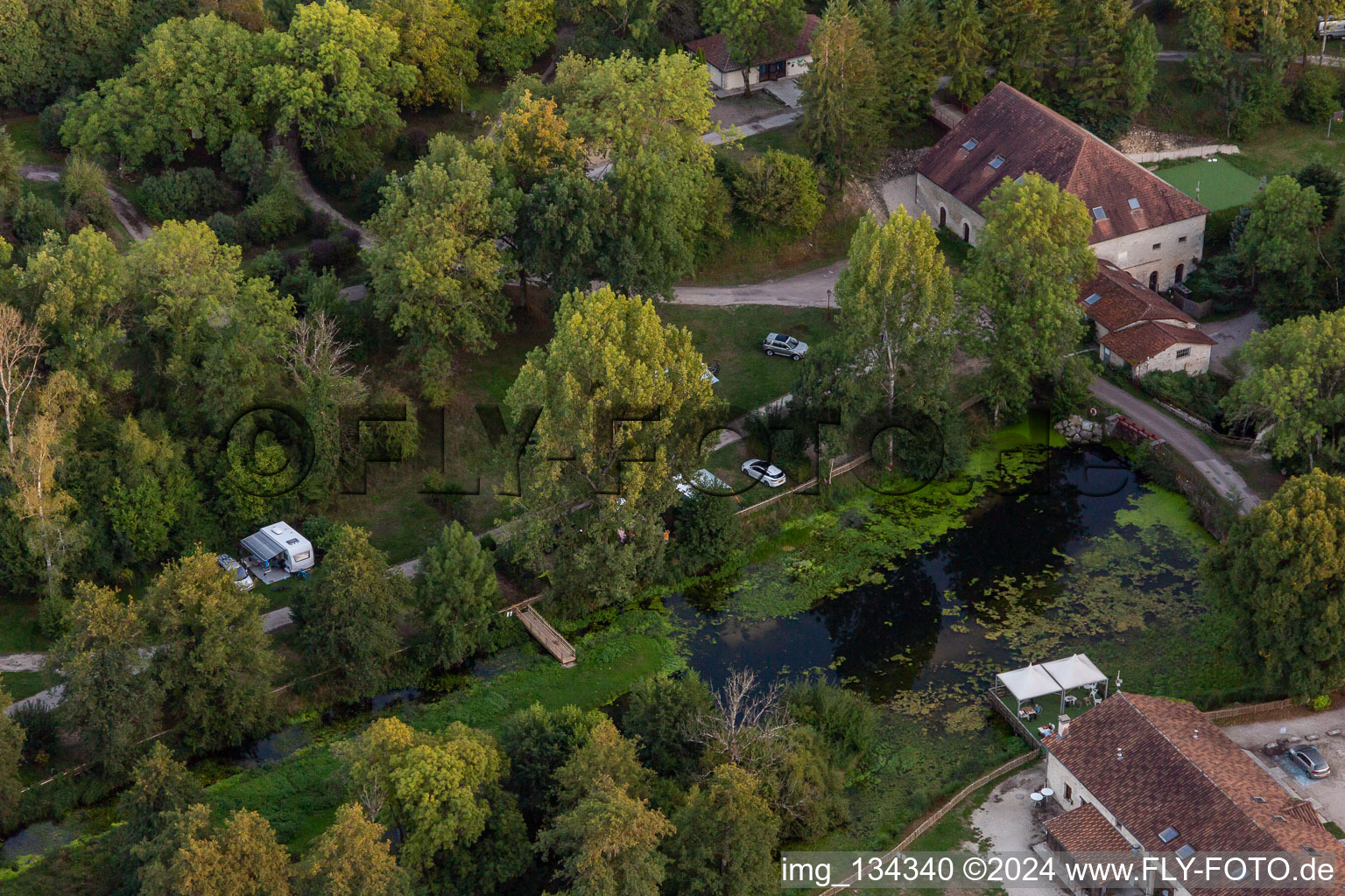 Photographie aérienne de Camping SAS Forge de Sainte Marie à Thonnance-les-Moulins dans le département Haute Marne, France