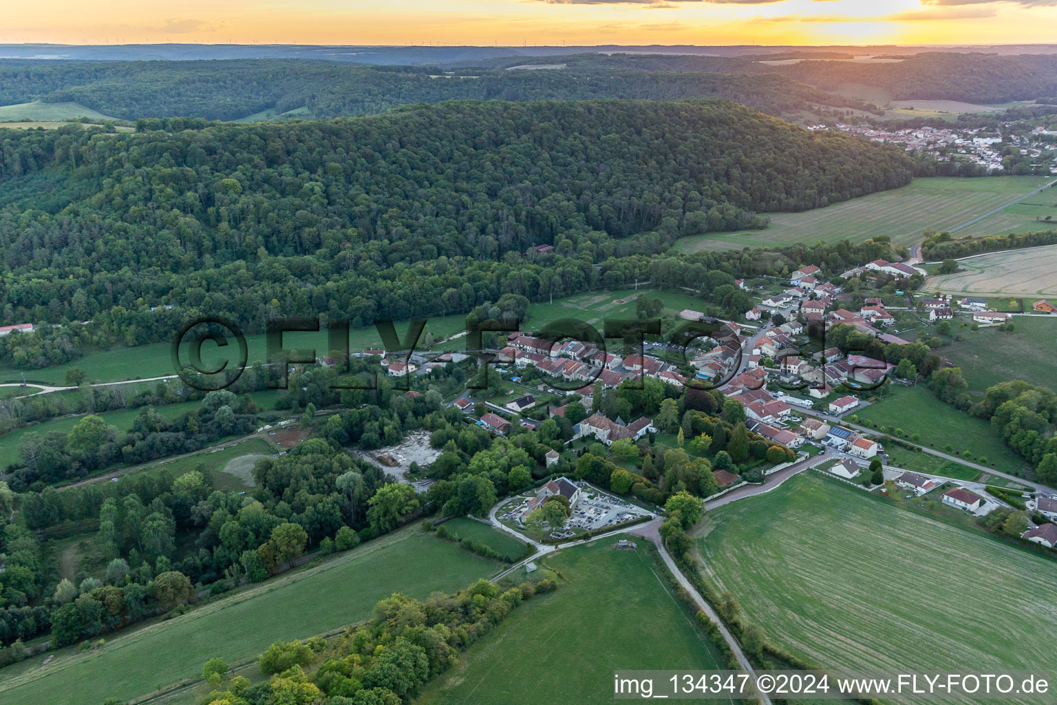 Photographie aérienne de Noncourt-sur-le-Rongeant dans le département Haute Marne, France