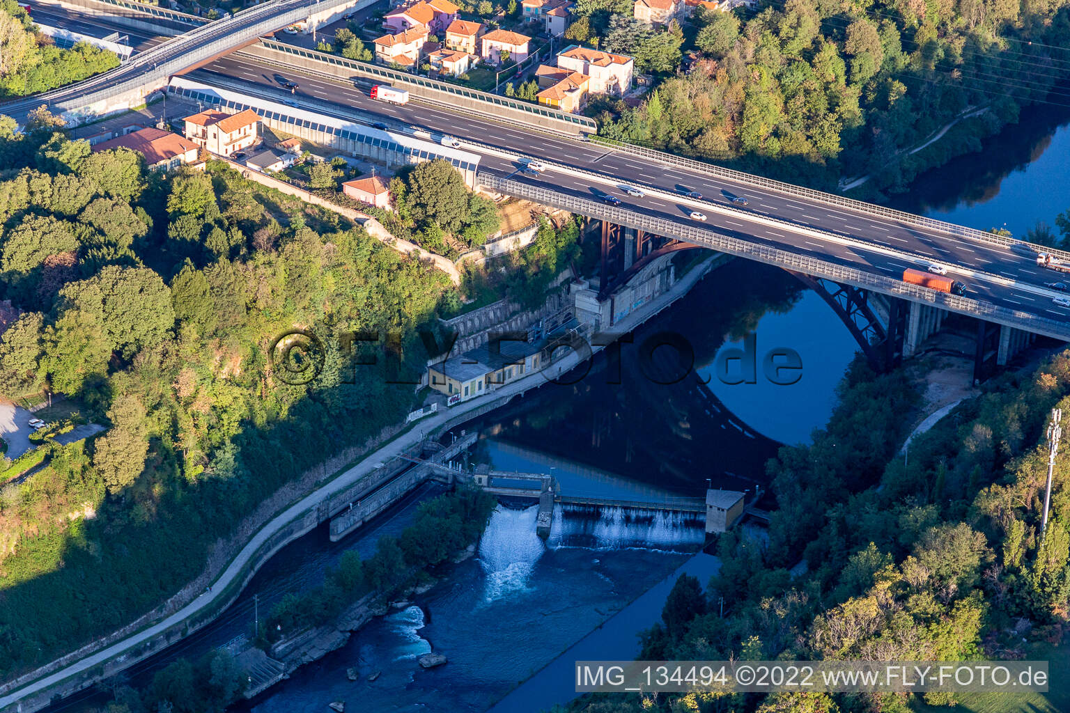 Vue aérienne de Cascade d'Adda à Trezzo sull’Adda dans le département Lombardie, Italie