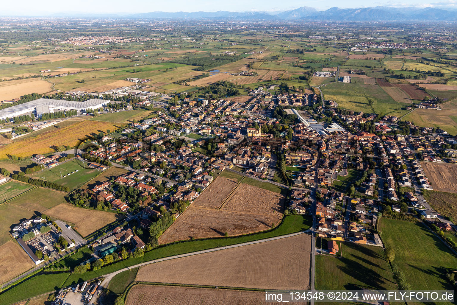 Vue aérienne de Agnadello dans le département Cremona, Italie