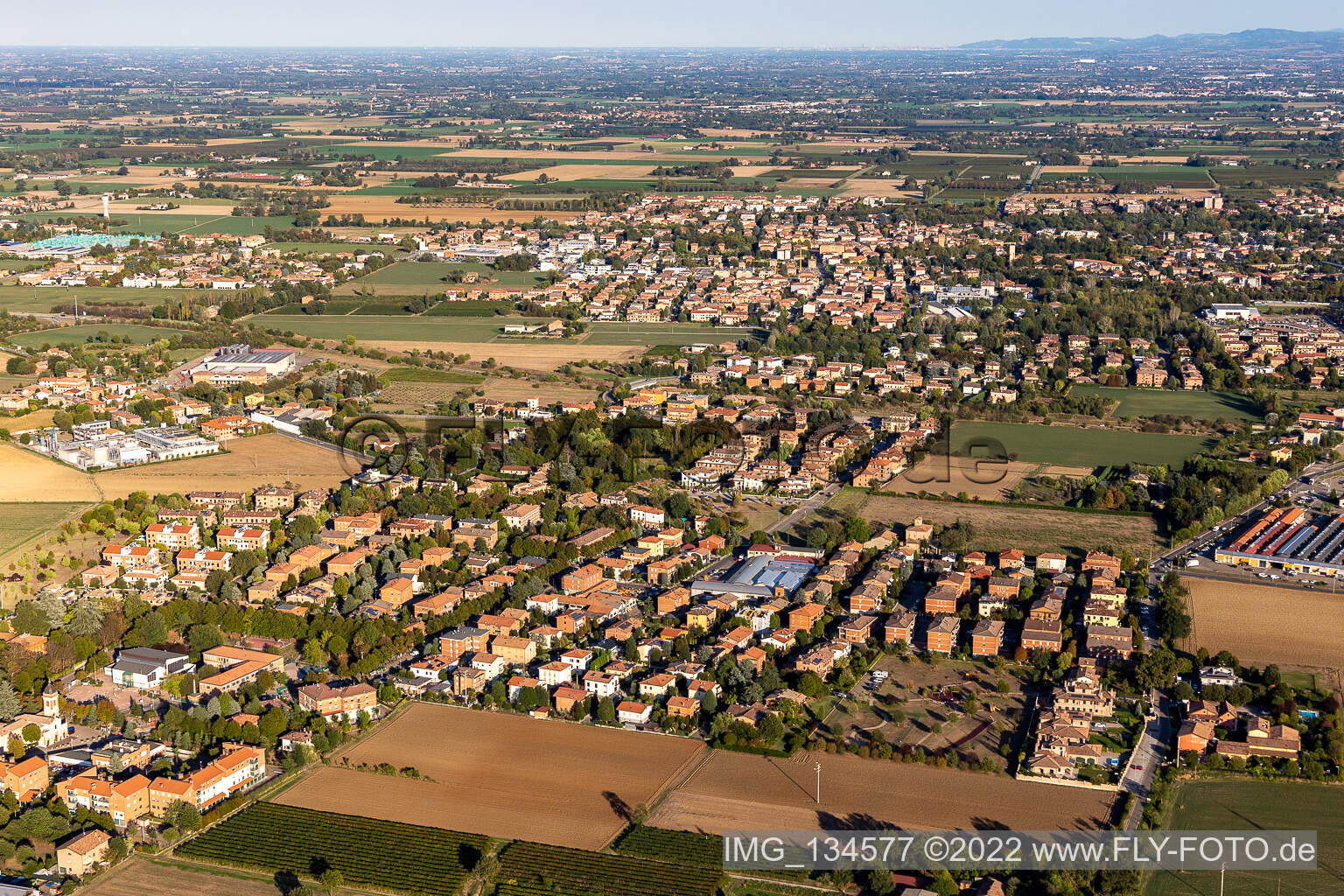 Vue aérienne de Formigine dans le département Modena, Italie