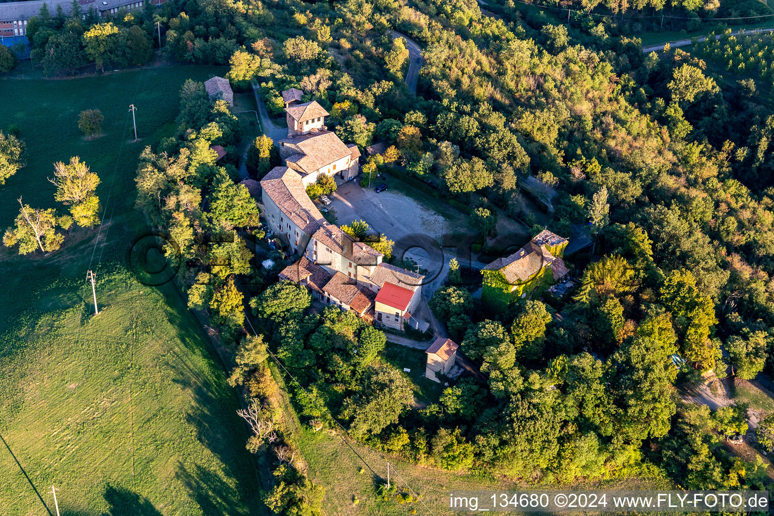 Photographie aérienne de Château de Casalgrande à Casalgrande dans le département Reggio Emilia, Italie