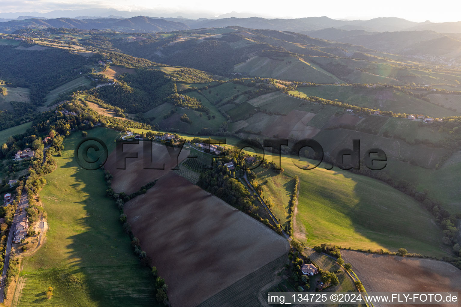 Vue aérienne de Albinea dans le département Reggio Emilia, Italie