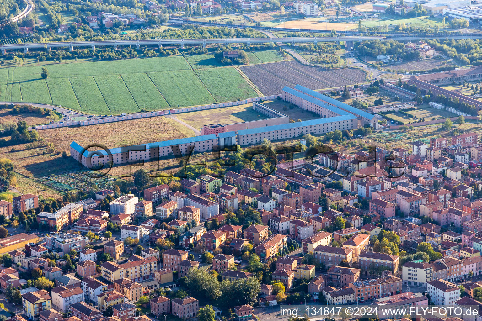 Vue aérienne de Nouveau Cimetière Cimitero nuovo di Aldo Rossi Cimetière Aldo Rossi à Modena dans le département Modena, Italie