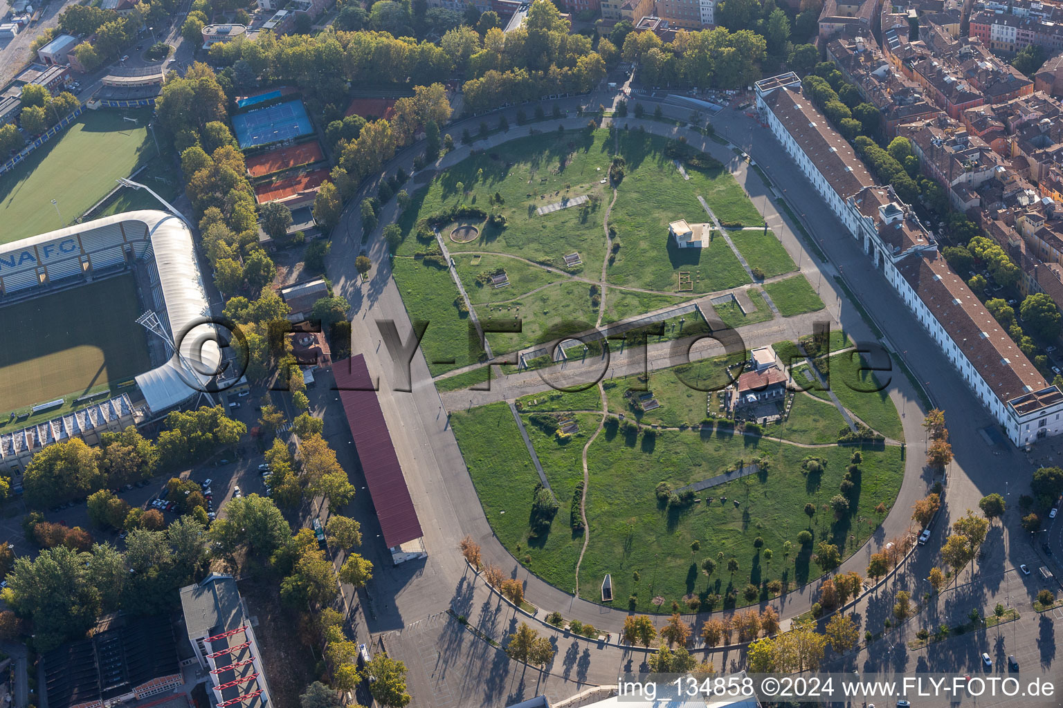 Photographie aérienne de Parc archéologique de Novi Ark à Modena dans le département Modena, Italie