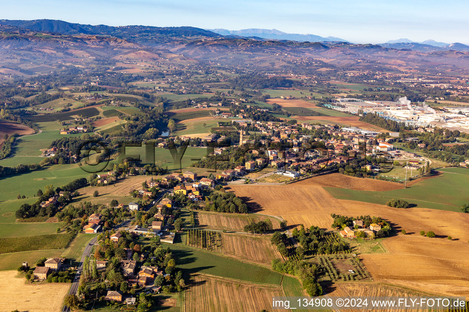 Vue aérienne de Quartier Solignano Nuovo in Castelvetro di Modena dans le département Modena, Italie