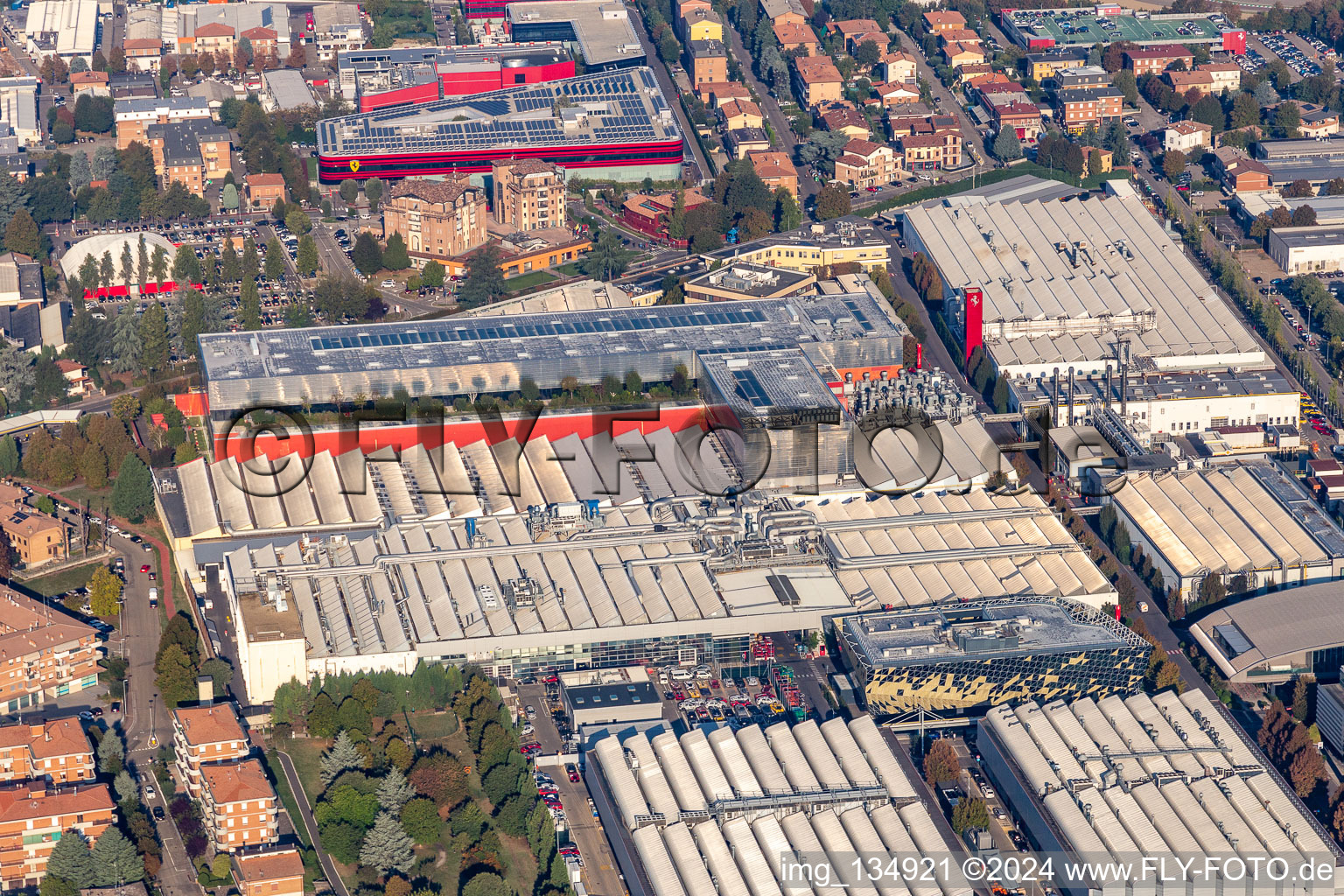 Ferrari SPA à Maranello dans le département Modena, Italie hors des airs