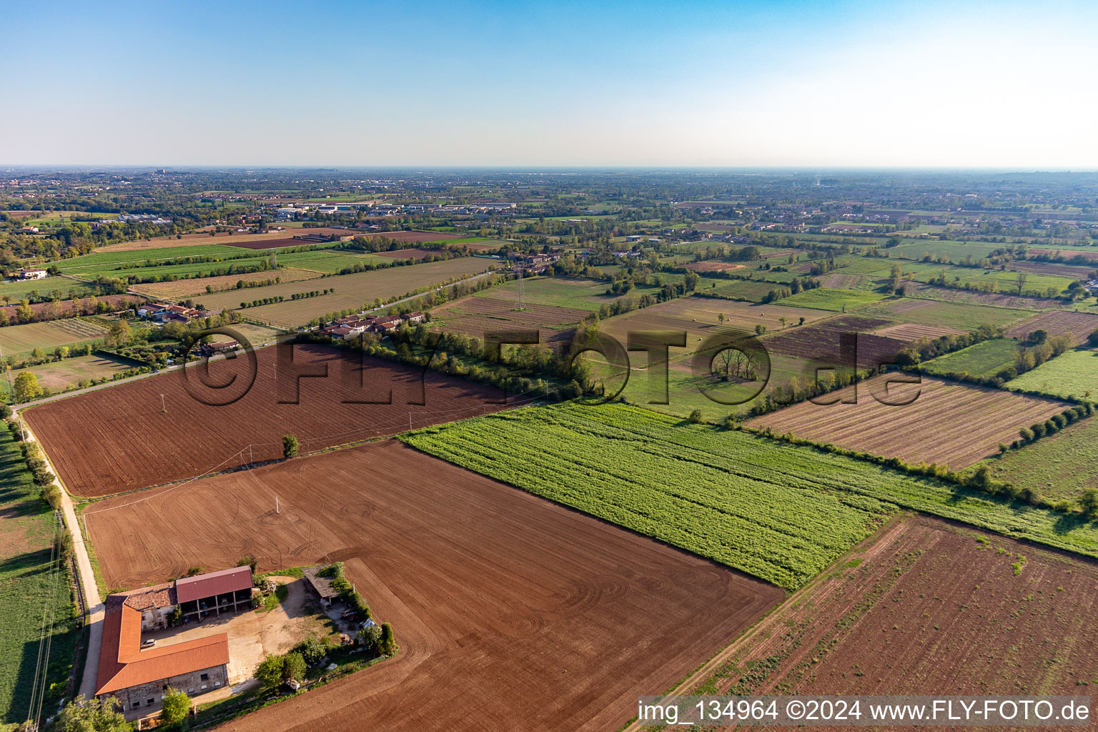 Photographie aérienne de Nuvolera dans le département Brescia, Italie