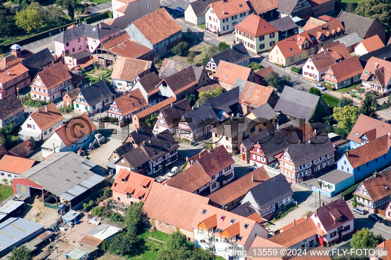 Niederlauterbach dans le département Bas Rhin, France depuis l'avion