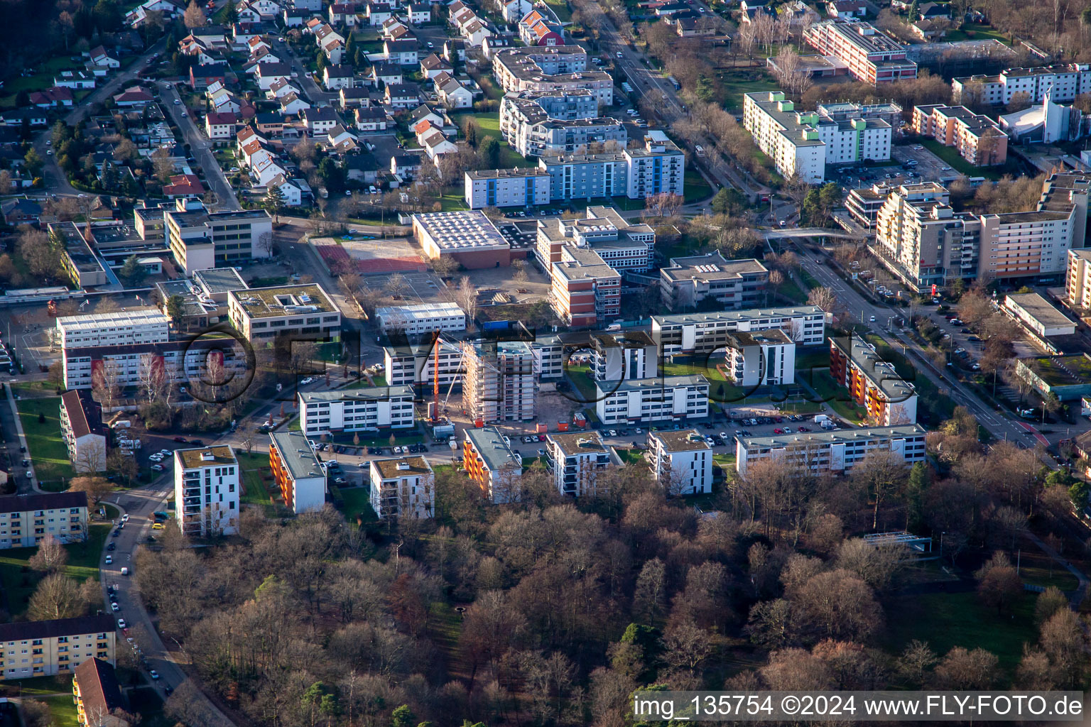 Vue aérienne de Keltenstraße Dorschbergstr à Wörth am Rhein dans le département Rhénanie-Palatinat, Allemagne