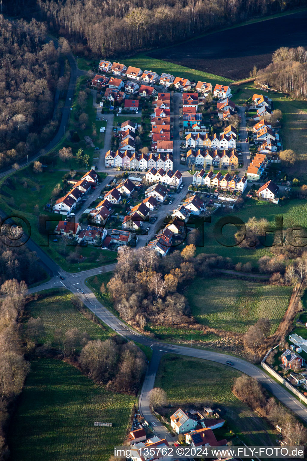 Vue aérienne de Nouvelle zone de développement au Schnabel à Wörth am Rhein dans le département Rhénanie-Palatinat, Allemagne