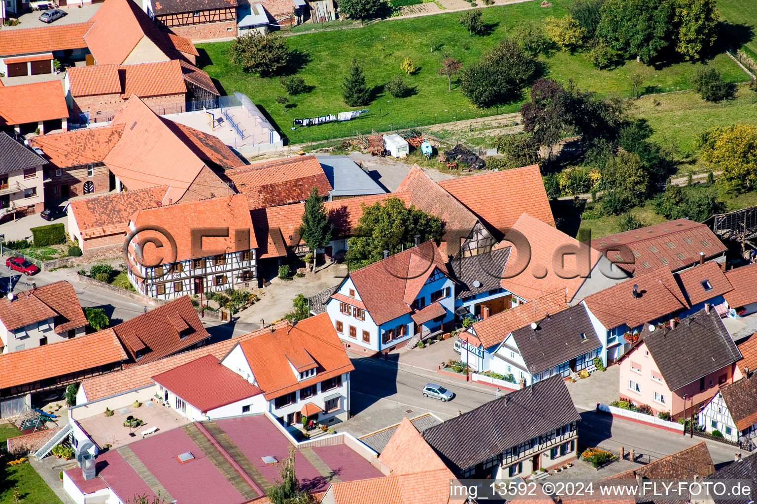 Schleithal dans le département Bas Rhin, France vu d'un drone