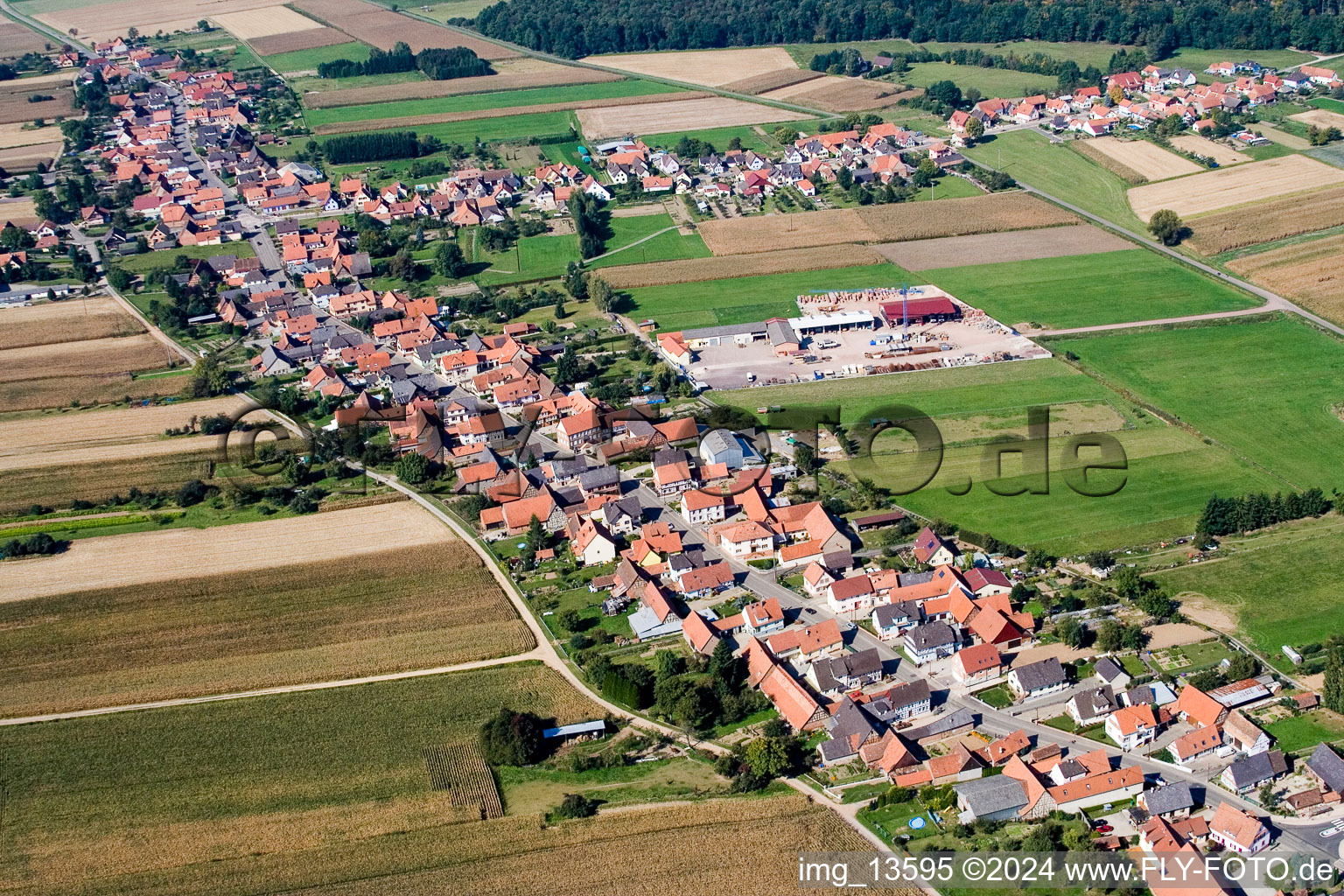 Vue oblique de Schleithal dans le département Bas Rhin, France